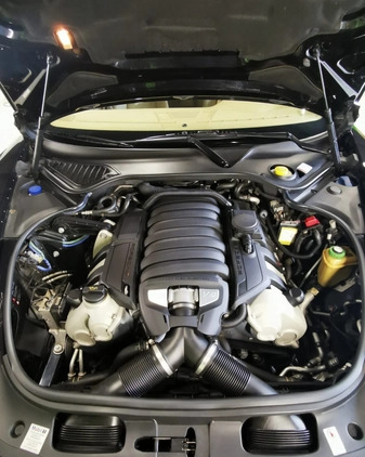 Porsche Panamera cena 169740 przebieg: 55000, rok produkcji 2010 z Piaseczno małe 154